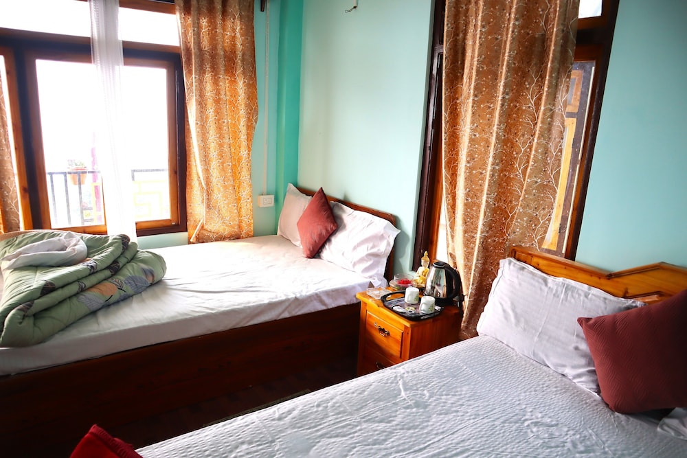 Okhli Homestay
