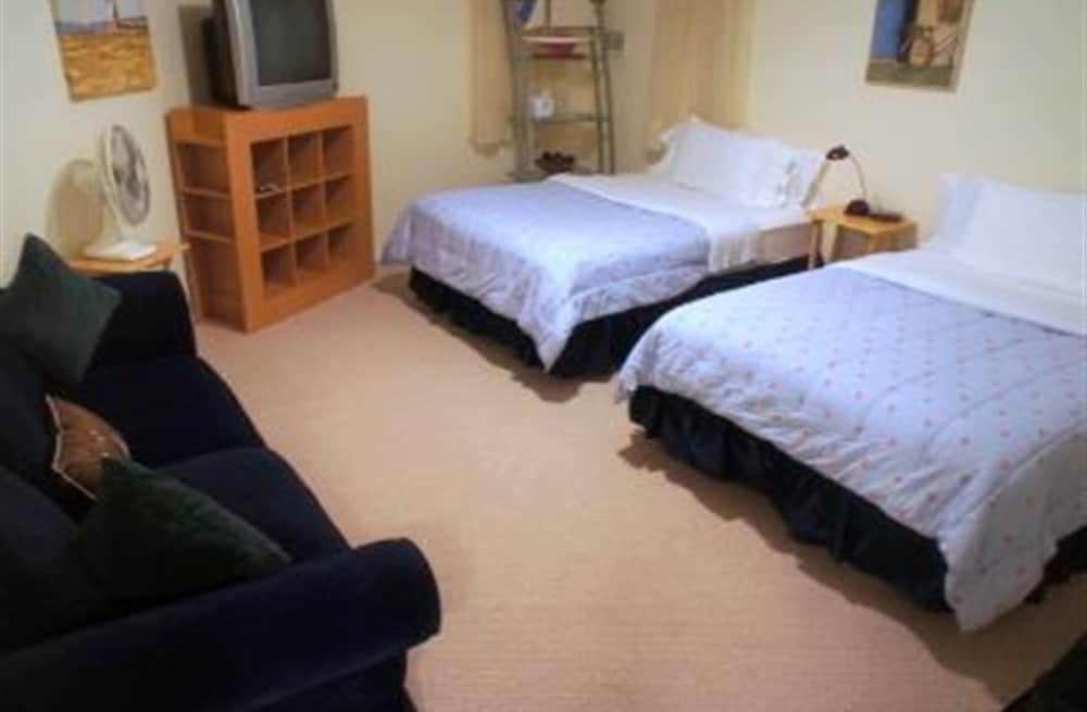 Columbia Vacations - The Columbia Inn at Peralynna Manor - Property Image 7