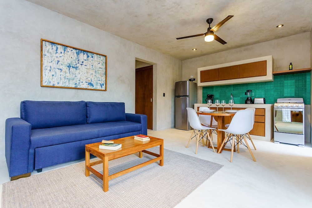 Eco-sustainable Luxury Between Beach Hotspots & Tulum Town by Stella Rentals