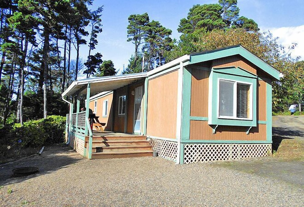 Whaler's Rest RV & Camping Resort