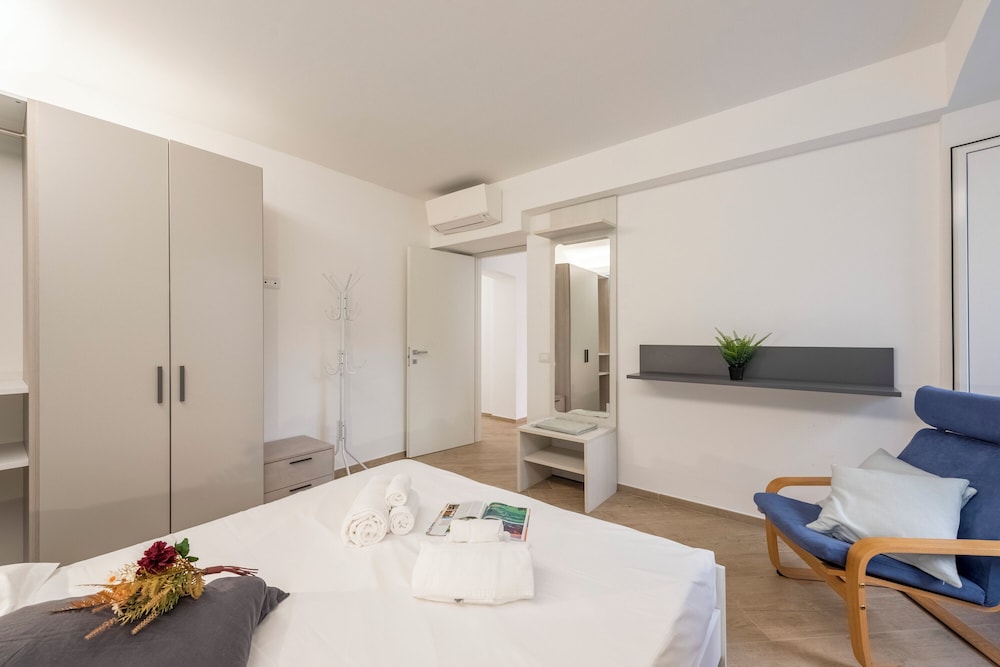 Central Flat In Genova