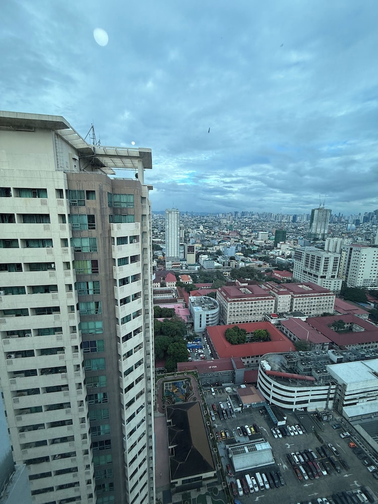 1 Bedroom in 8 Adriatico Manila