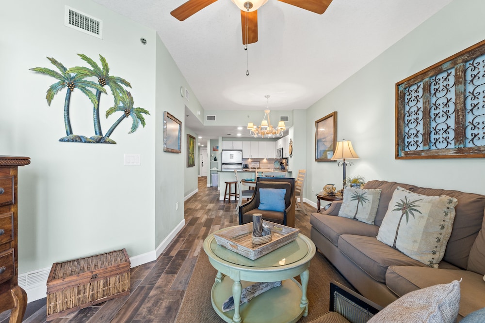 Grand Panama Beach Resort by Book That Condo