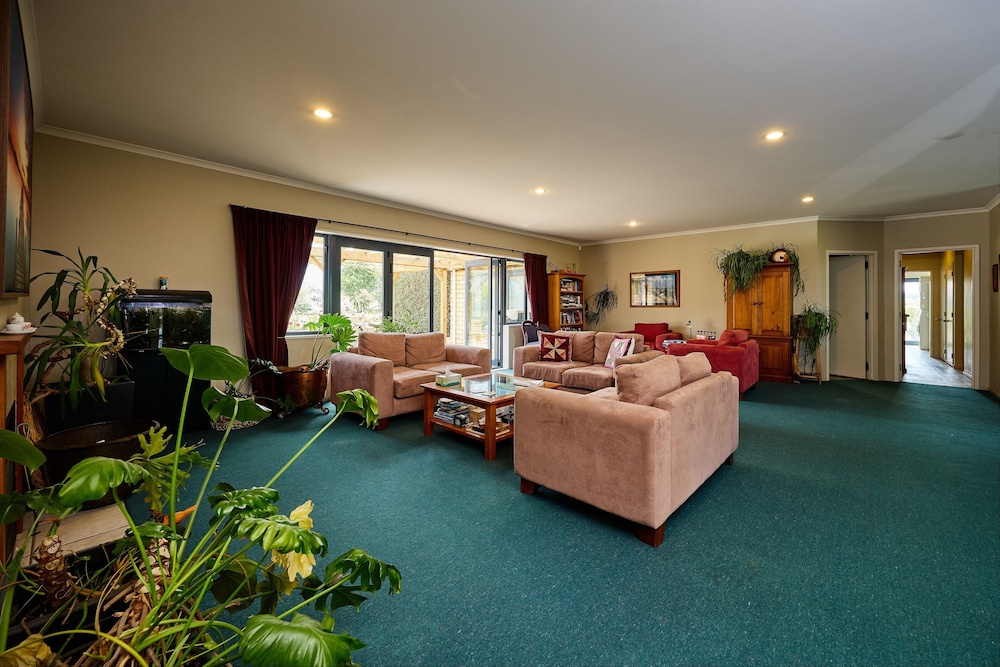 Awatea Country B&B
