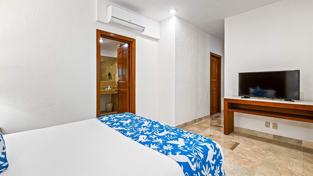 HOLT Grand Miramar Residences