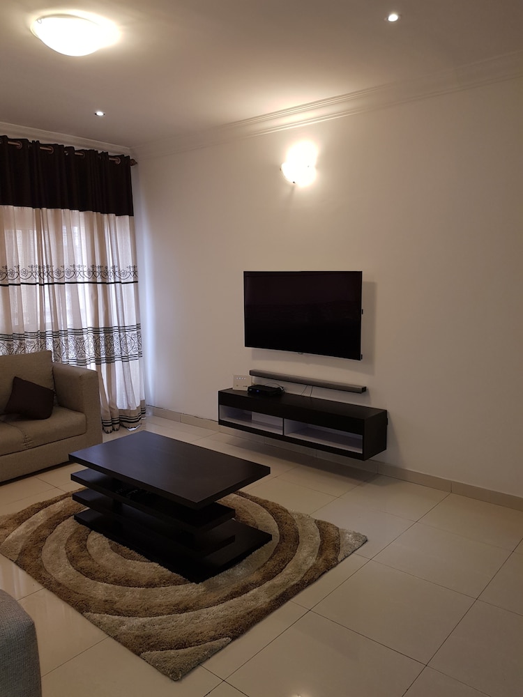 Cadogan Place Estate Apartment