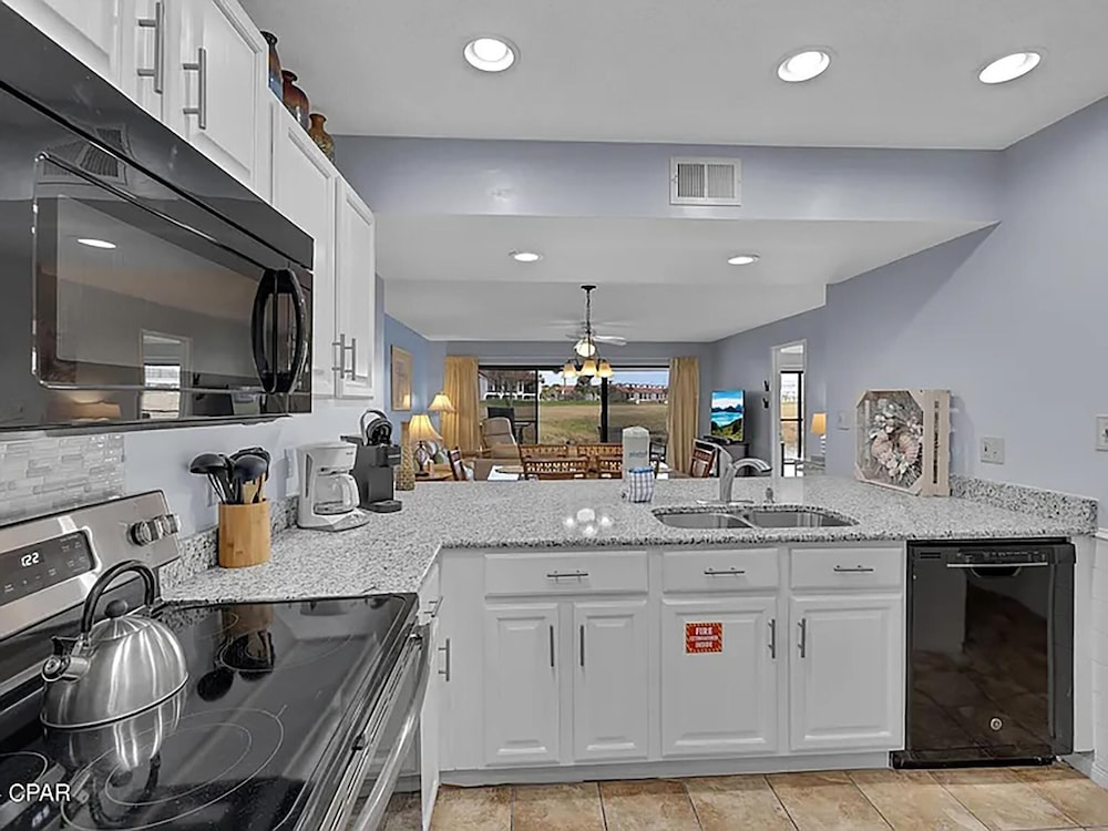 Edgewater Golf Villa 3101