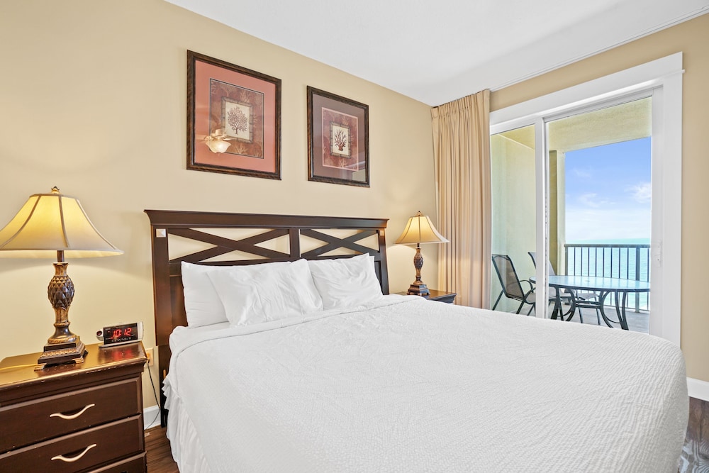 Grand Panama Beach Resort by Panhandle Getaways