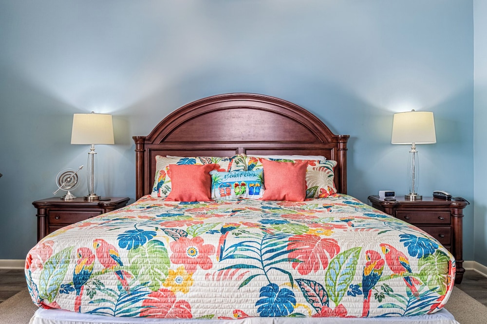 Romar House by Southern Vacation Rentals
