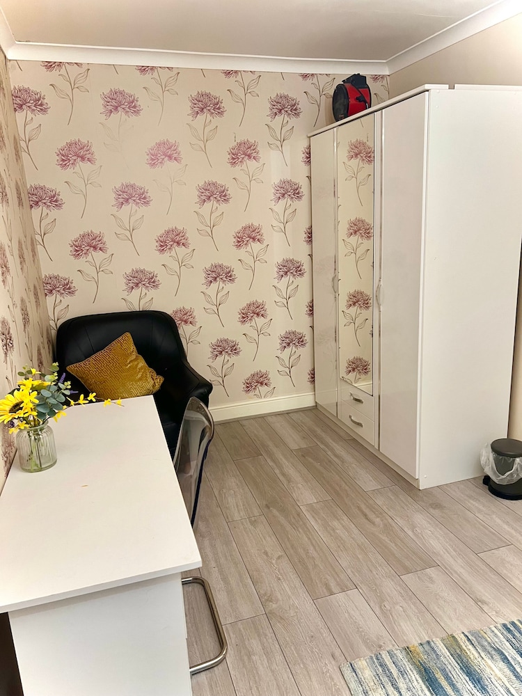 Cosy London Retreat Near Tower Bridge