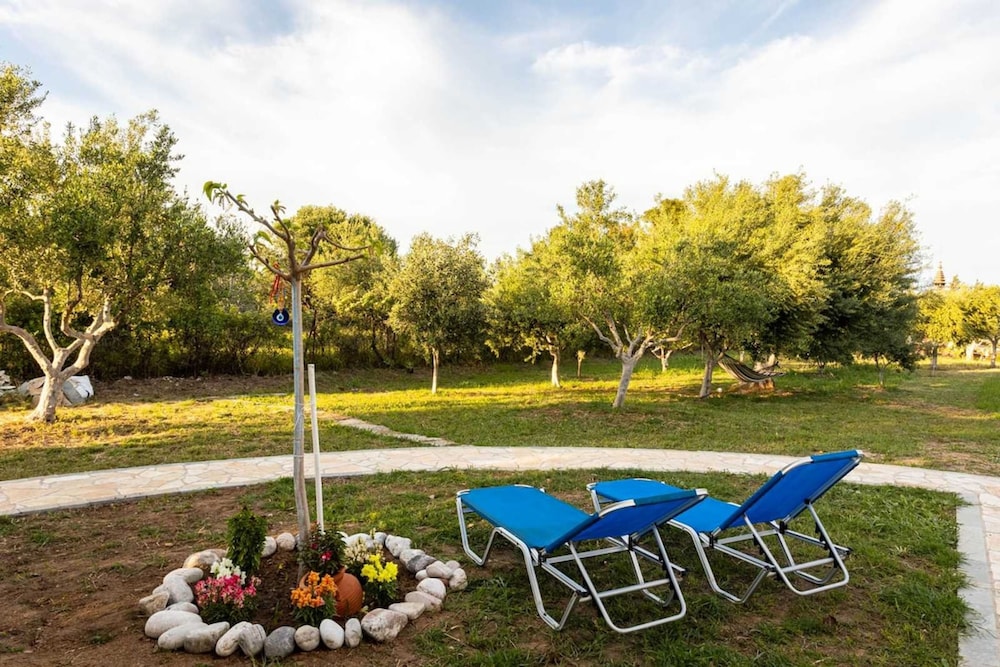 Petalidi Sunny Home One
