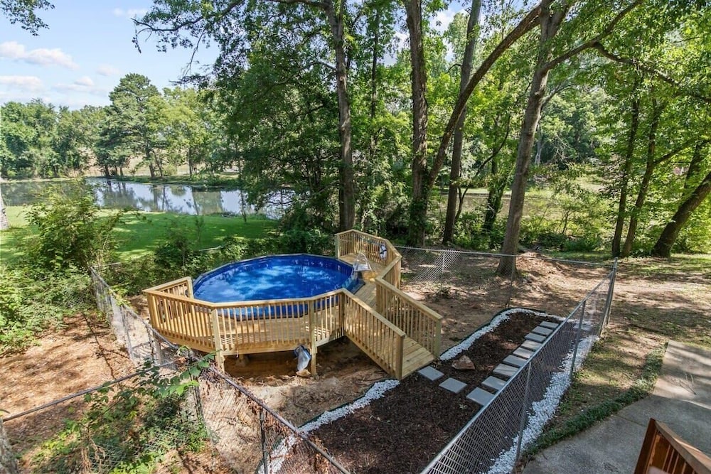 Valley Lake Gem
