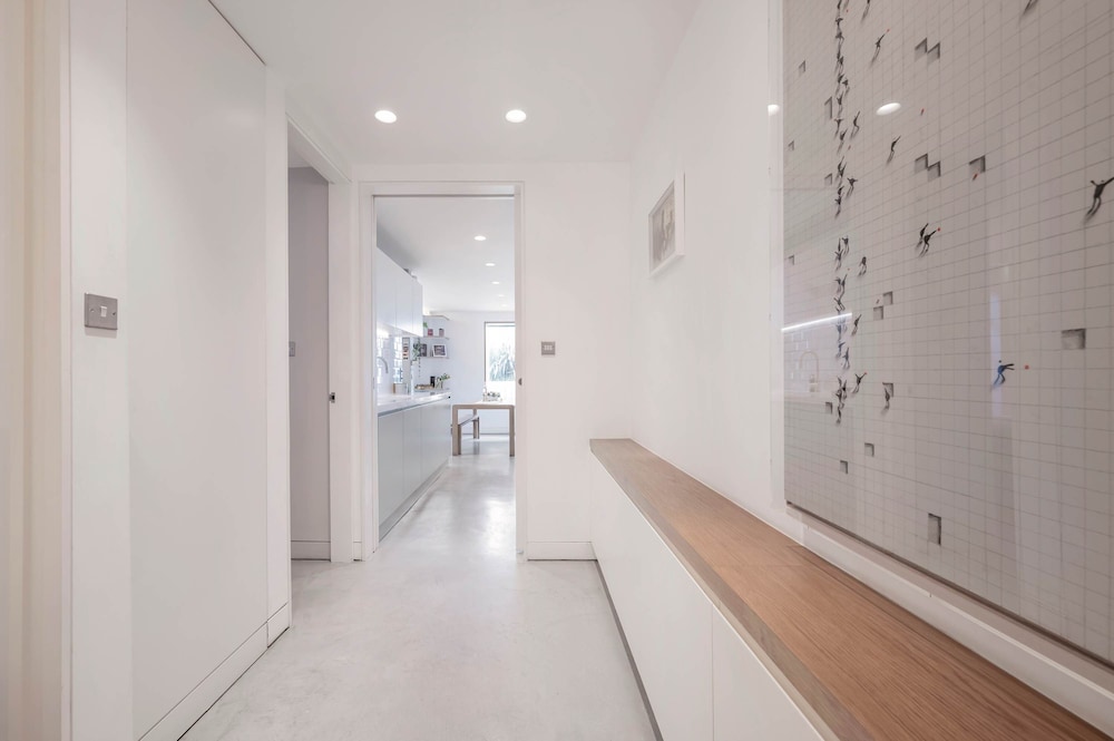 The Portobello Star - by Out of Office Lifestyle