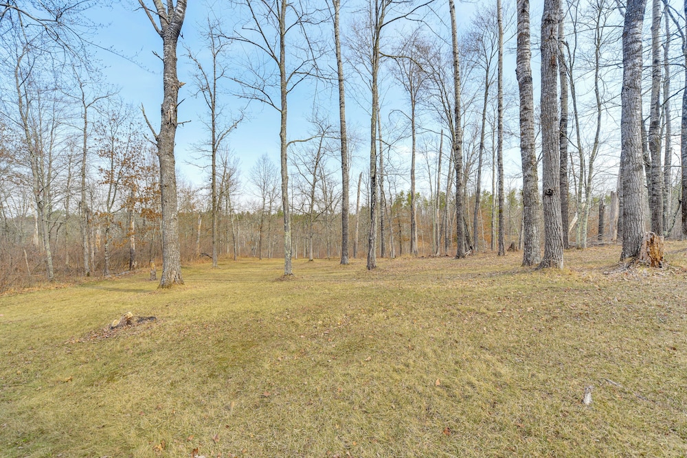1 Mi to South Twin Lake: Cabin w/ Deck in Trego!