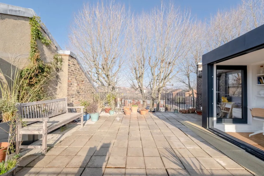 Peaceful 2 Bedroom Flat With Roof Terrace - Hackney