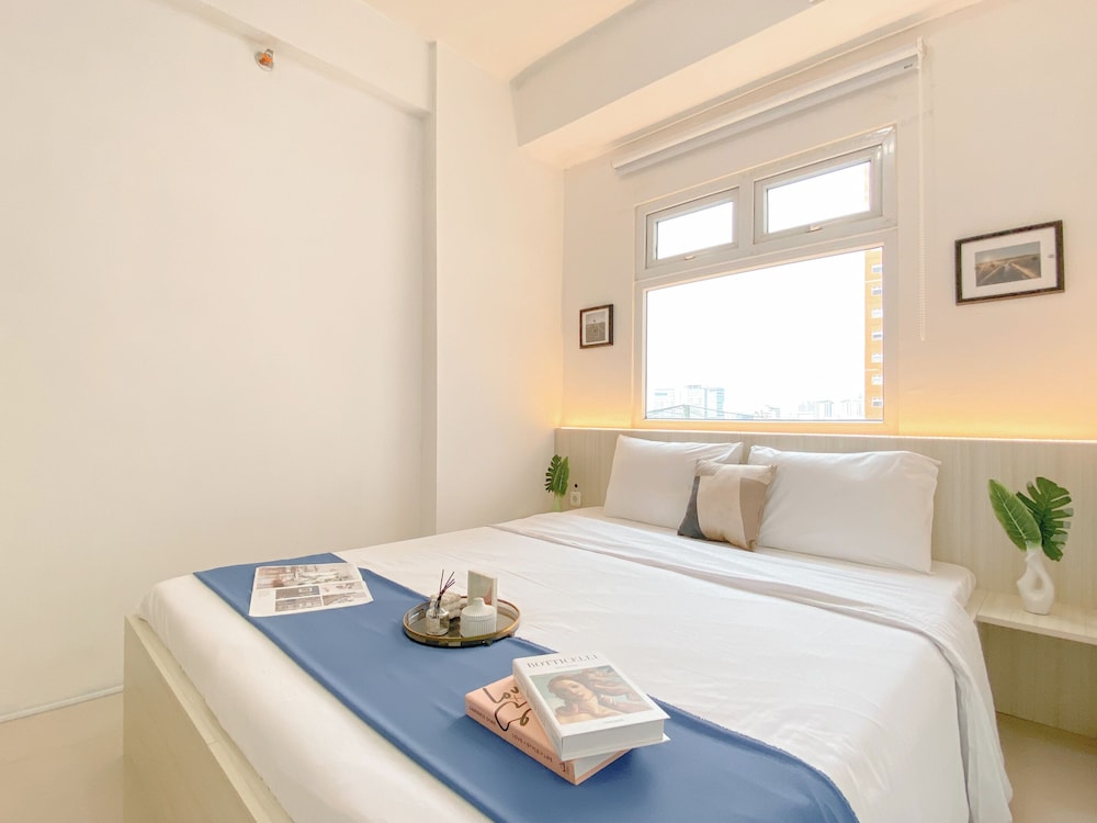 Good and Cozy 2BR at Green Pramuka City Apartment