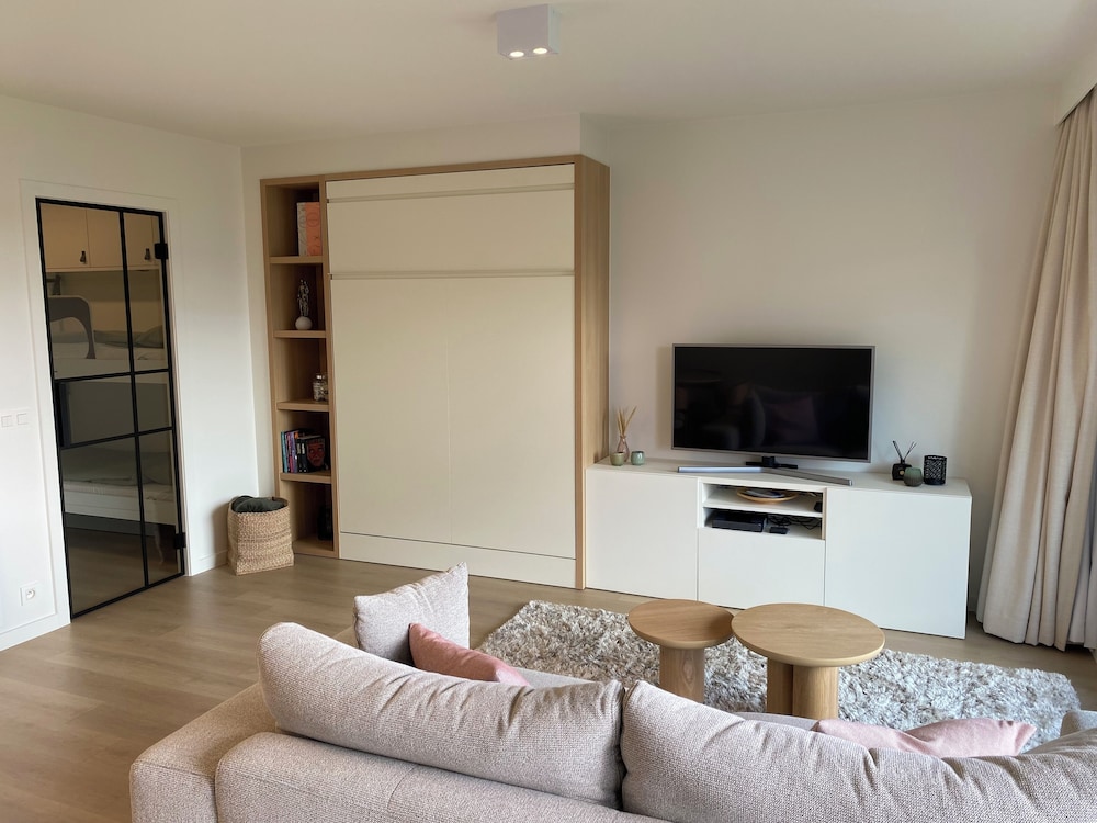 Apartment in Nieuwpoort With Terrace