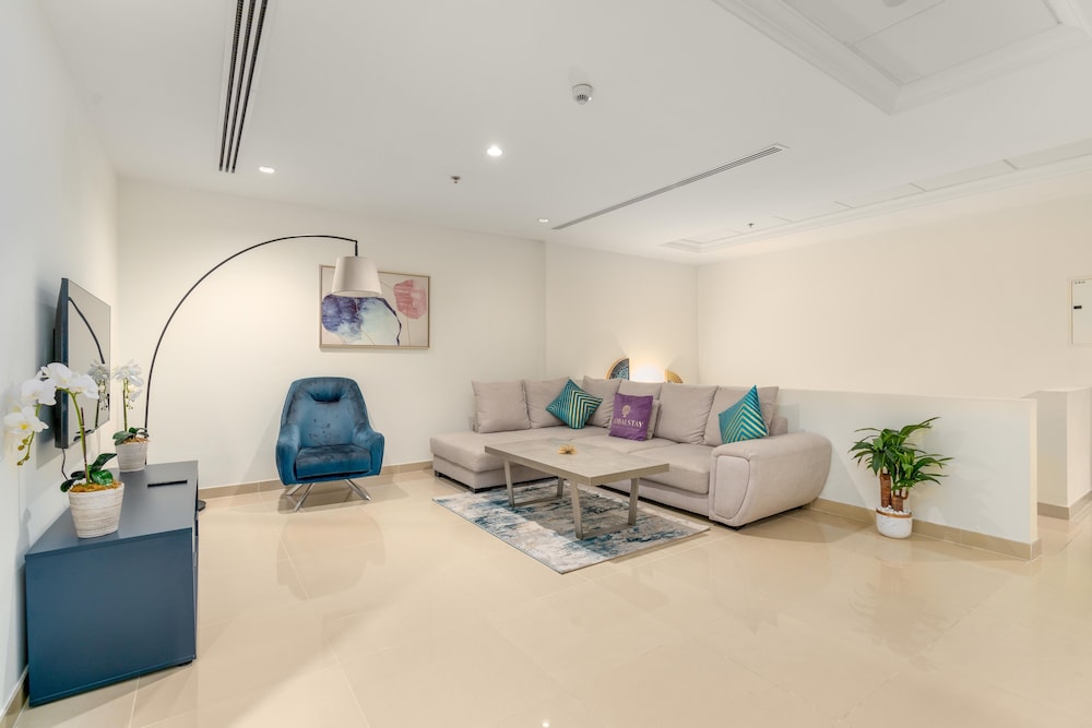 GLOBALSTAY. Private Pool Villas and Townhomes