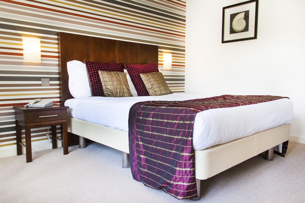 Yeovil Vacations - Lanes Hotel - Property Image 25