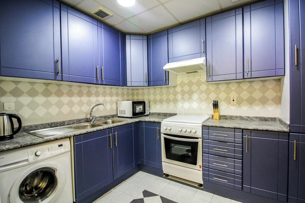 Spacious 1BR with Balcony in JLT