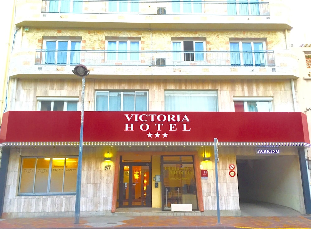 Victoria Hotel