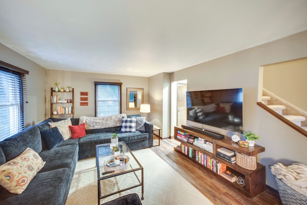 Omaha Vacations - Updated Omaha Home w/ Patio Private Yard! - Property Image 18