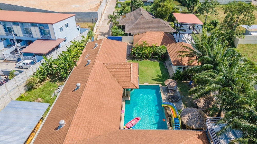 Pool Villa for Families and Party