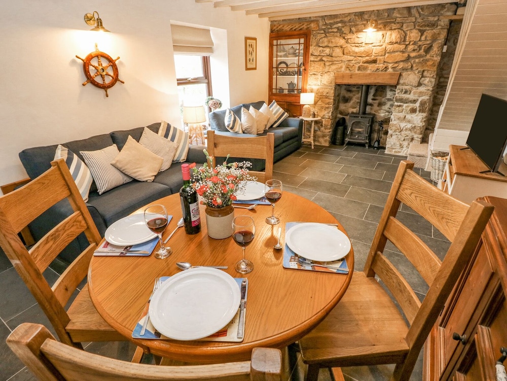 Dunnock Cottage