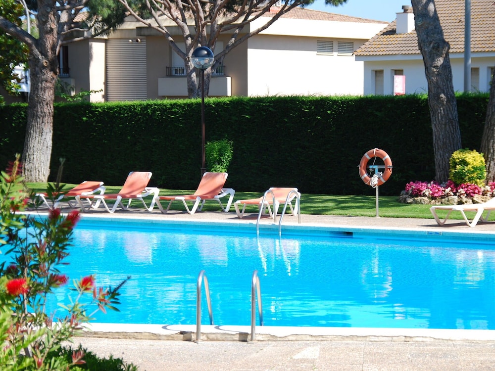 Delightful Apartment in Calella de Palafrugell With Swimming Pool photo 2