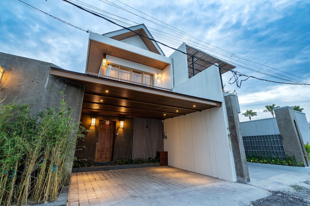 Villa Amura
