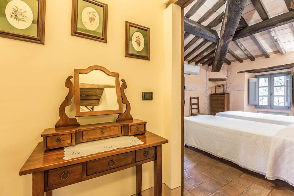 Verdidea - TORRE MONTERCHI en Monterchi — hotel room