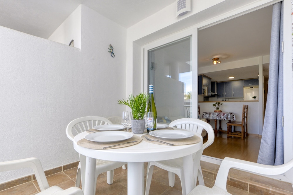 Apartment in Roses Near Sandy Beach