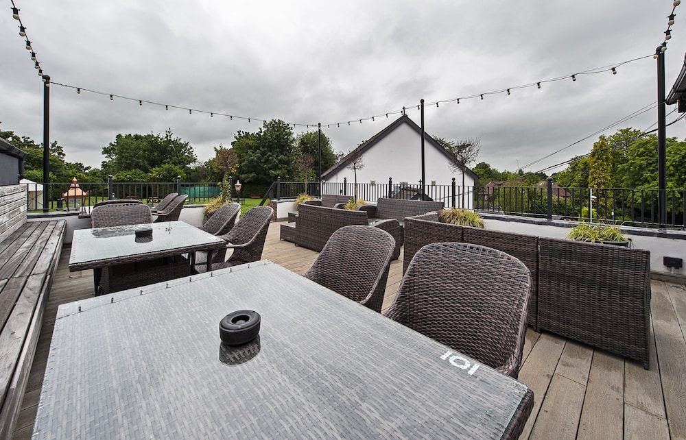Altrincham Vacations - The Bulls Head Hotel - Property Image 42