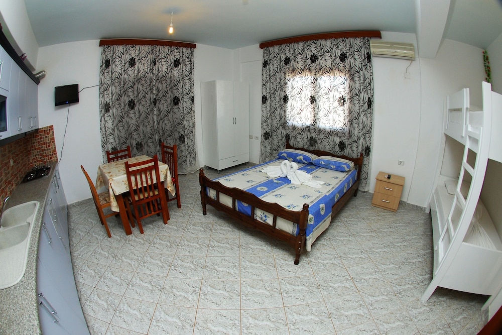 Vila Renato