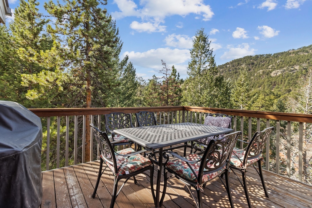 Cascade Mountain Home By Estes Park Homes 6 Bedroom Home