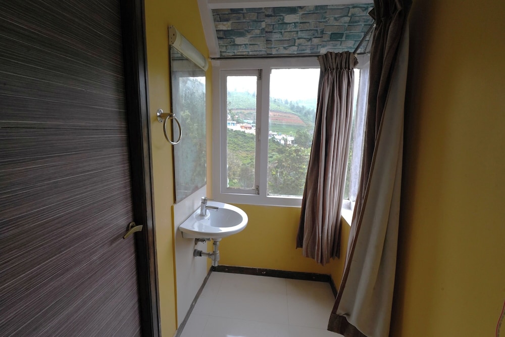 Bison Inn Ooty