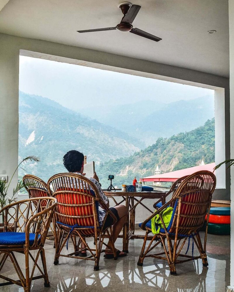 Skyard Hostel & Homestay (Harsil Valley)