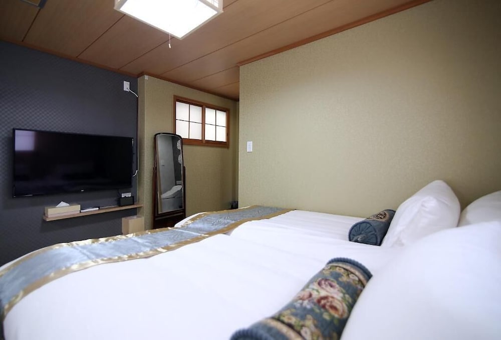 Shinjuku Global Hotel