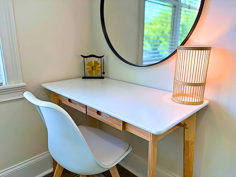 Well-Equipped 2BR - Greenbay 301