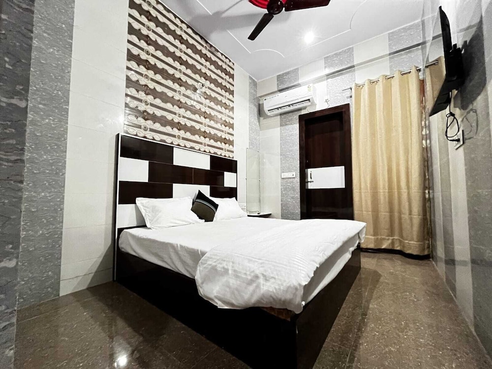 Hotel Bhaktivedanta Seva Dham Vrindavan