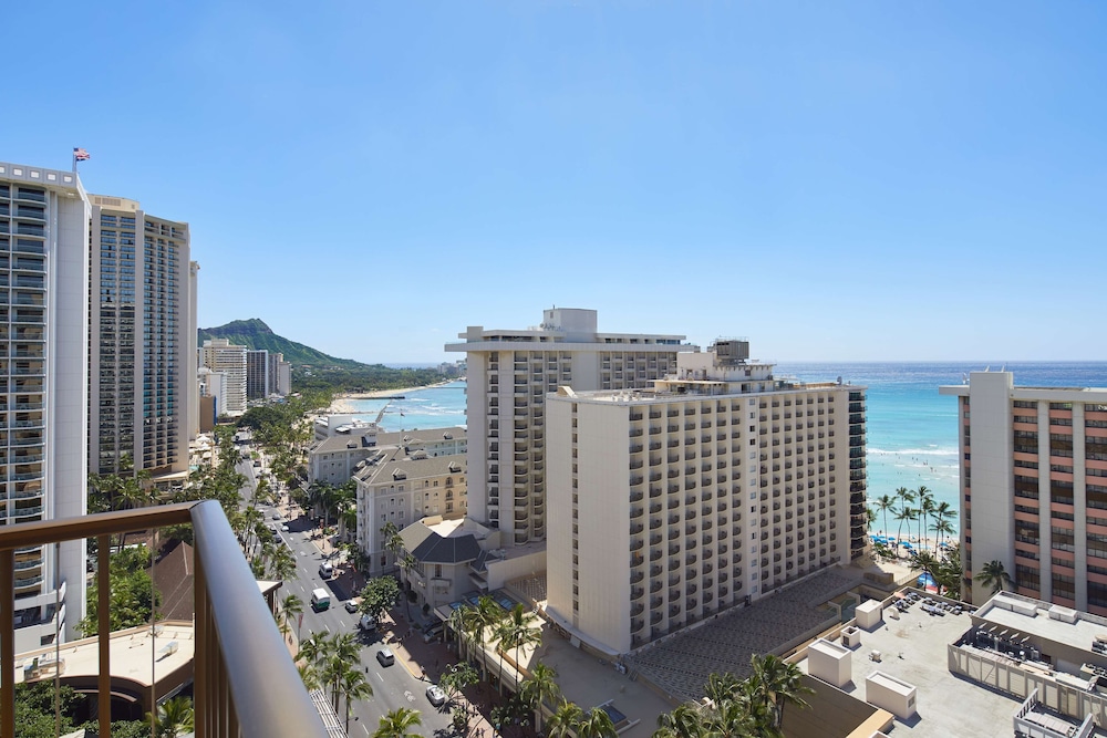 OUTRIGGER Waikiki Beachcomber Hotel 81