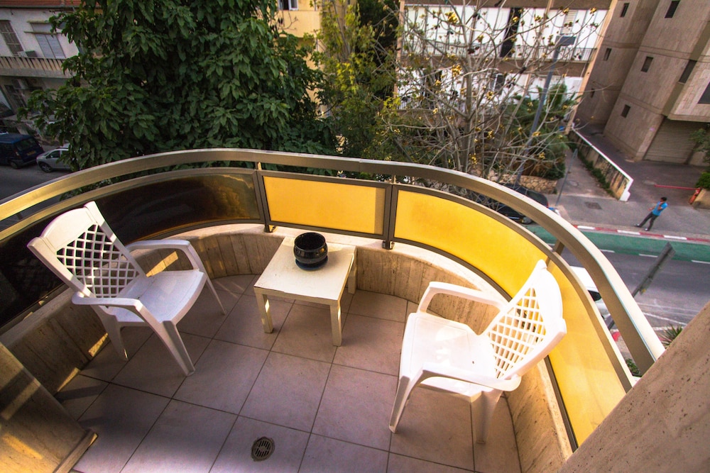 Apartment - Tel Aviv