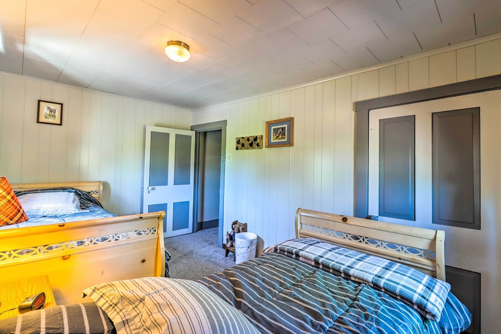 Mifflinburg Farmhouse w/ Deck: Family Friendly! view 3