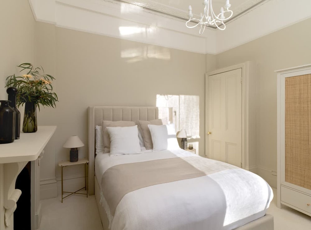 Sophisticated Notting Hill 2bed