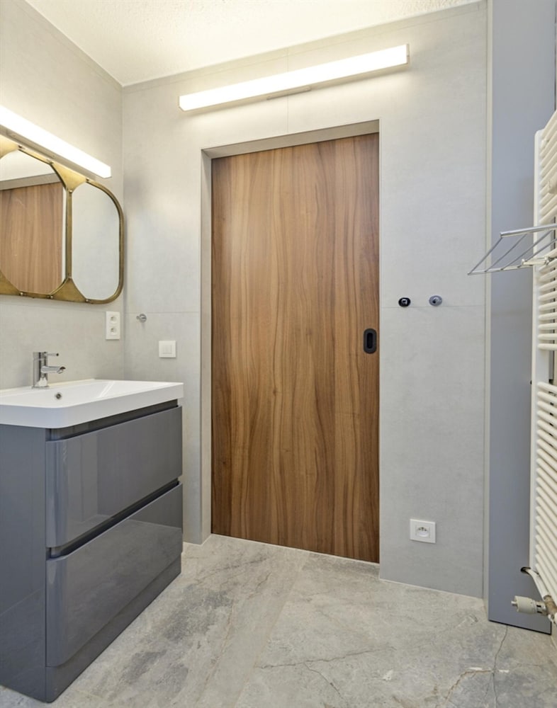 Apartment for 4 People With Terrace
