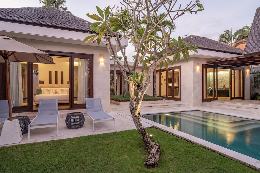 Saba Villa