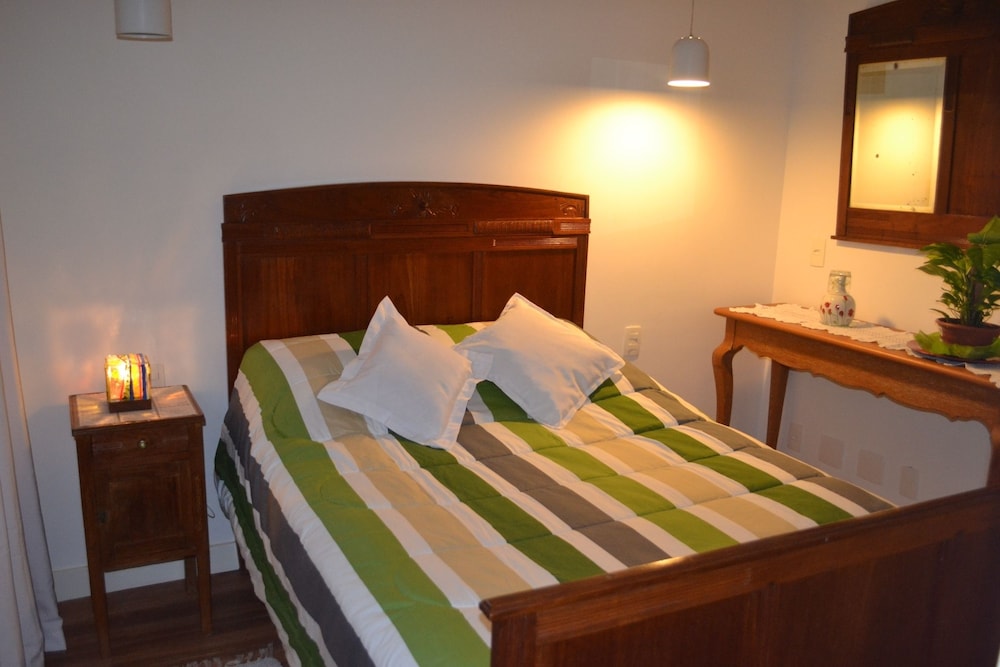 Casa Amarela Guest House - ZONA SUL