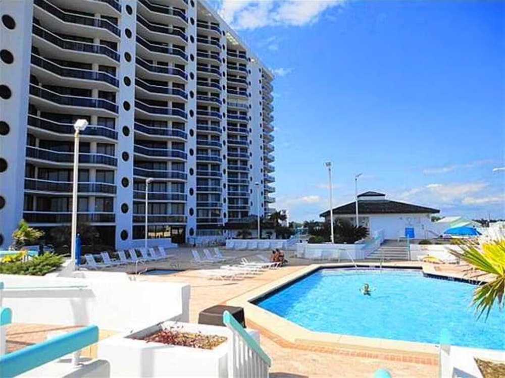 Surfside Resort #1406