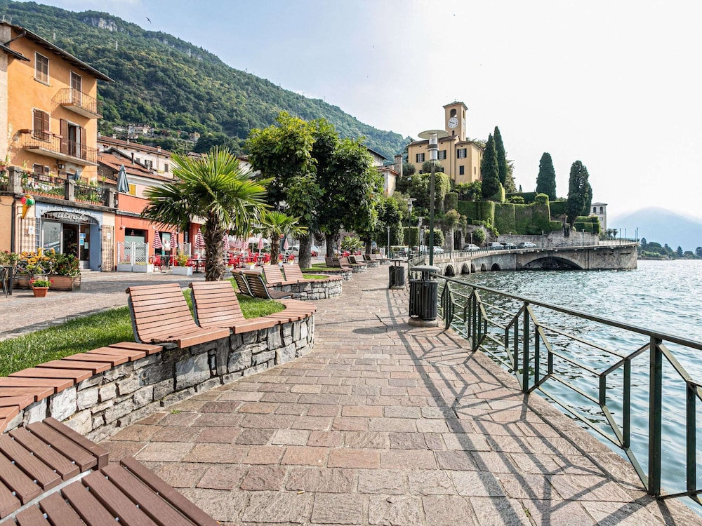 Photo 37