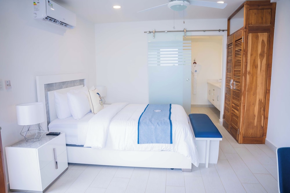 Ordovician Beach Resort view 3